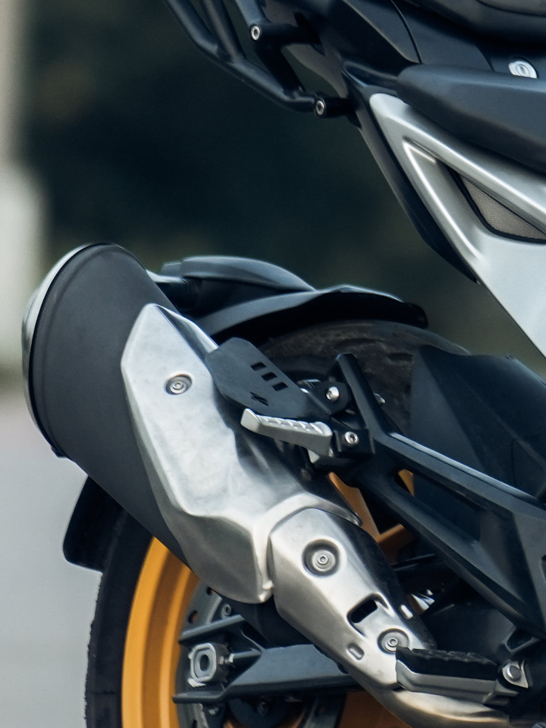 Legundary Apache RTR310 Bolter Foot Rest