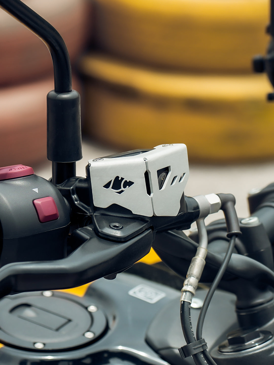 Legundary RE Guerrilla 450 Tricorn Front Oil Cap