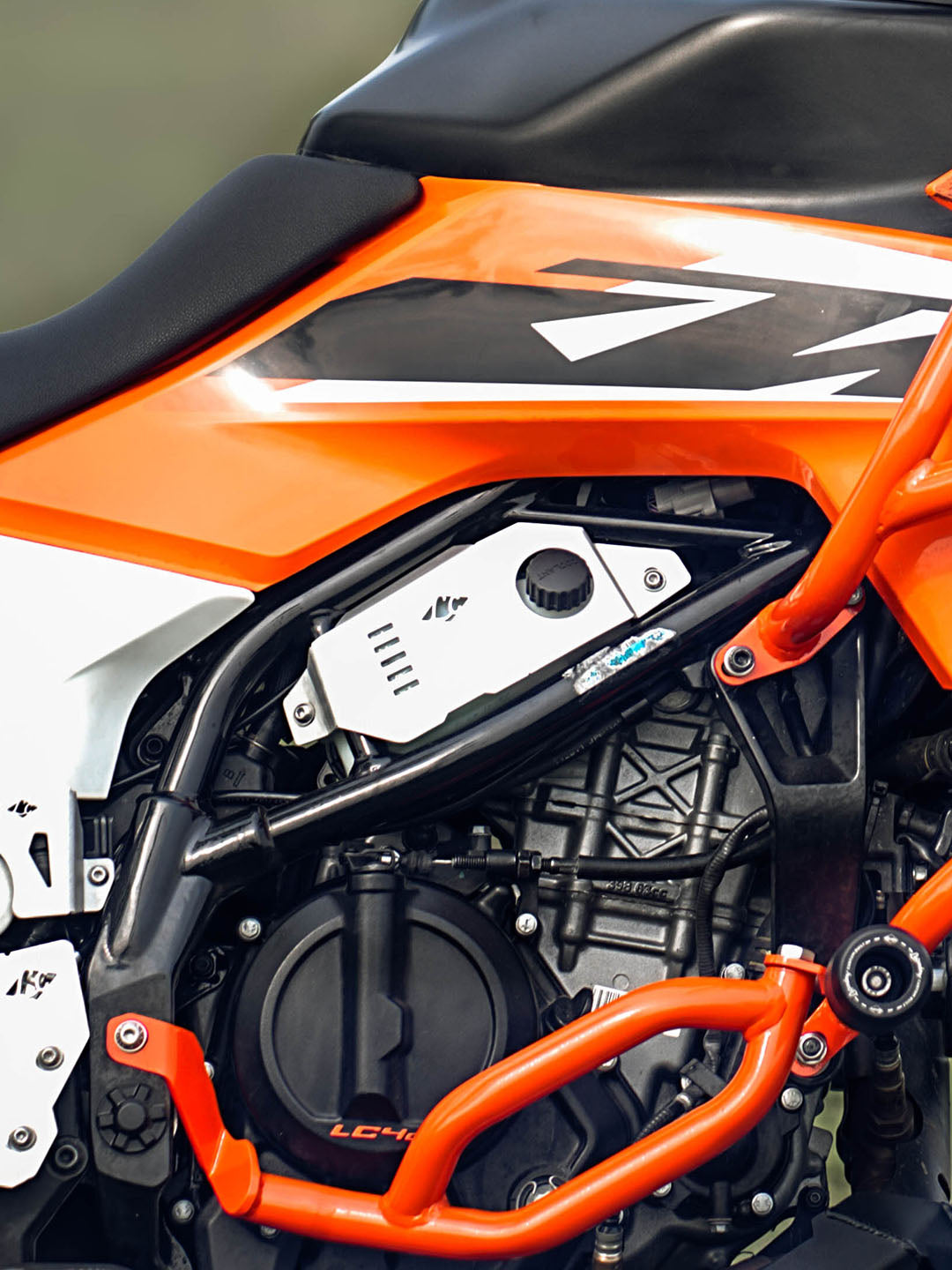 Legundary KTM ADV 390 2025 Custos Coolant Cap Silver