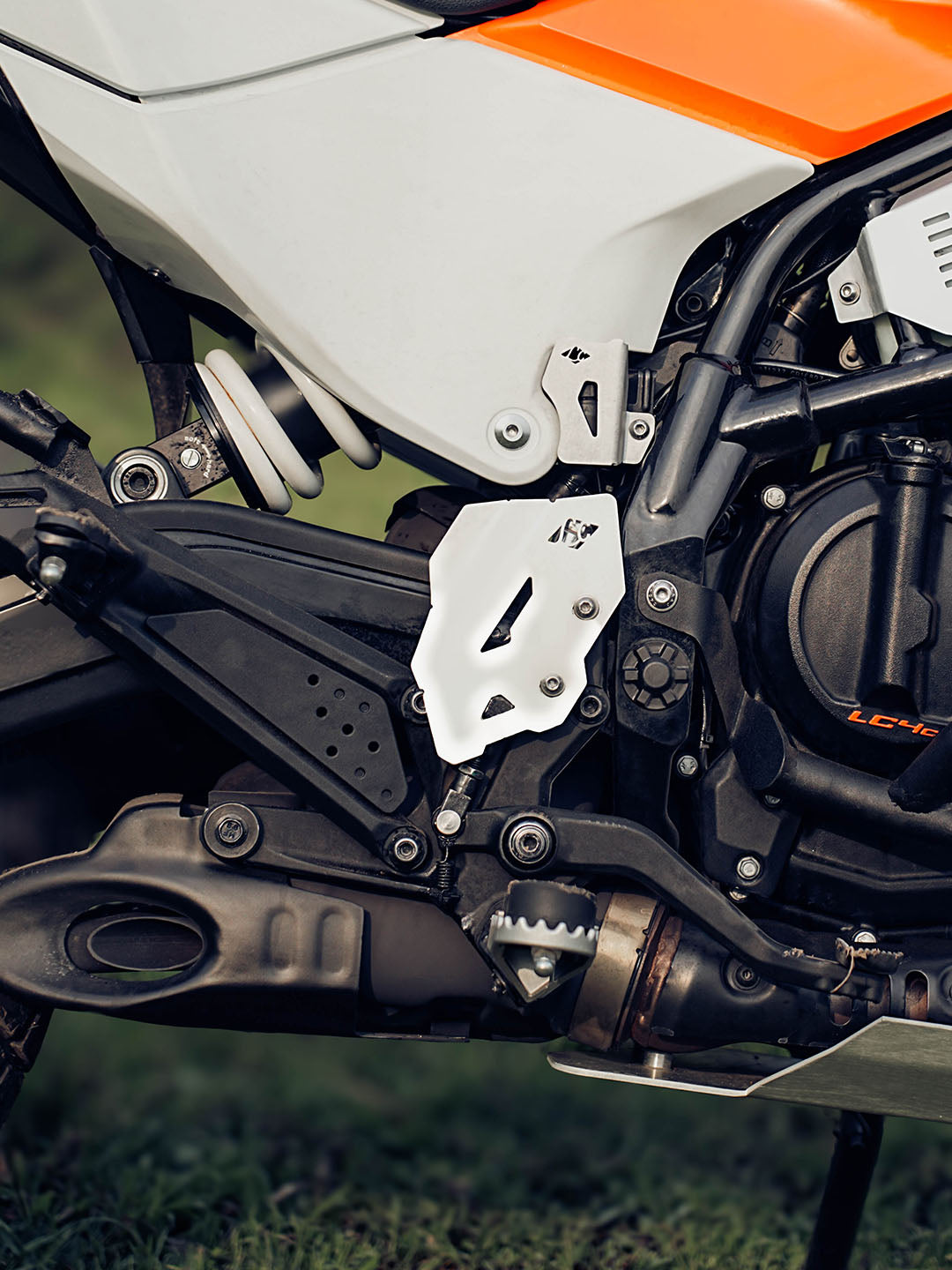 Legundary KTM ADV 390 2025 Model Titan Master Cylinder Guard Silver