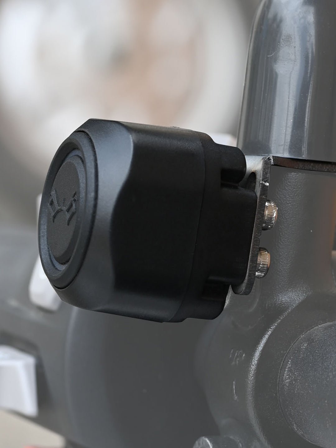 MadDog Switch Pro Handle Mount