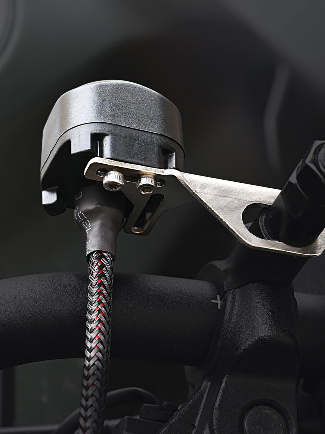 MadDog Switch Pro Handle Mount