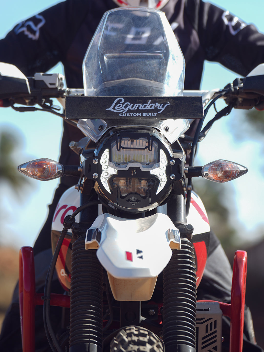 Legundary Xpulse 200 4V Pro Cosmic Headlight Grill