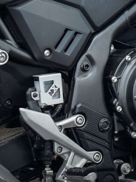 Legundary Honda NX500 Spyro Rear Oil Cap Aluminium