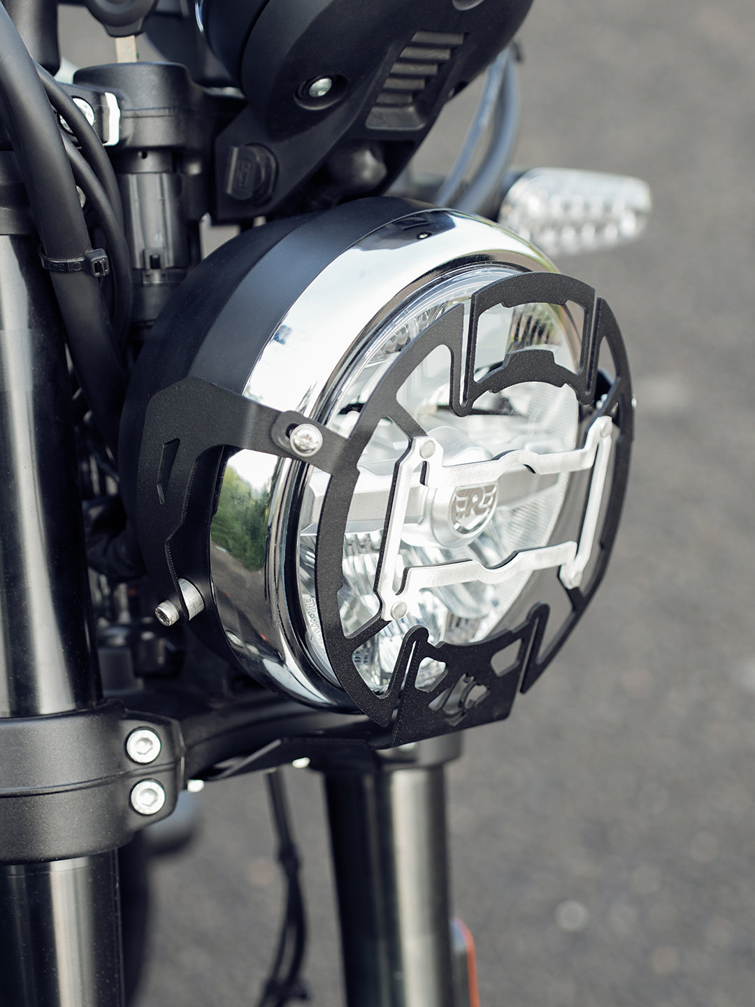 Legundary RE Bear 650 Mig Headlight Grill With Number Plate