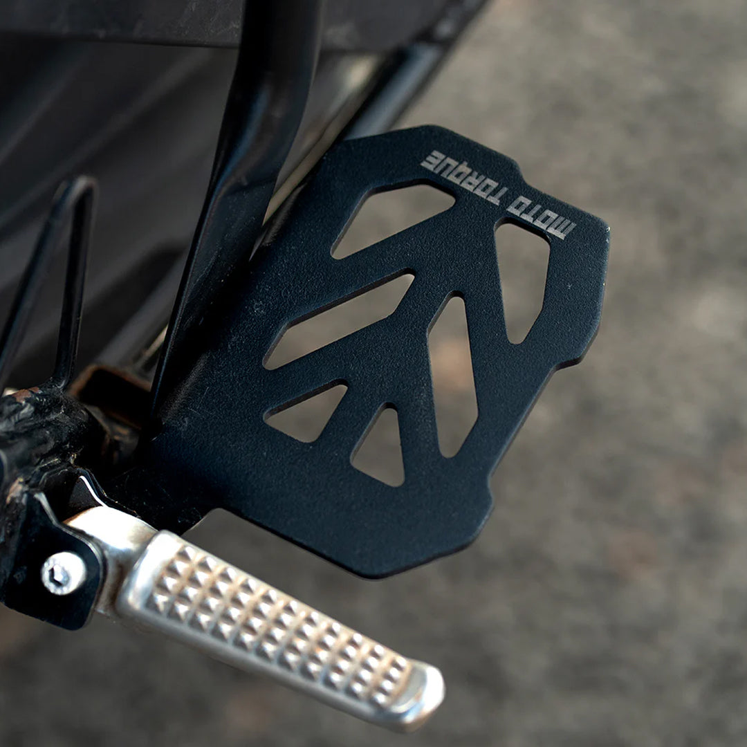 MTQ HONDA CB200X FOOT REST