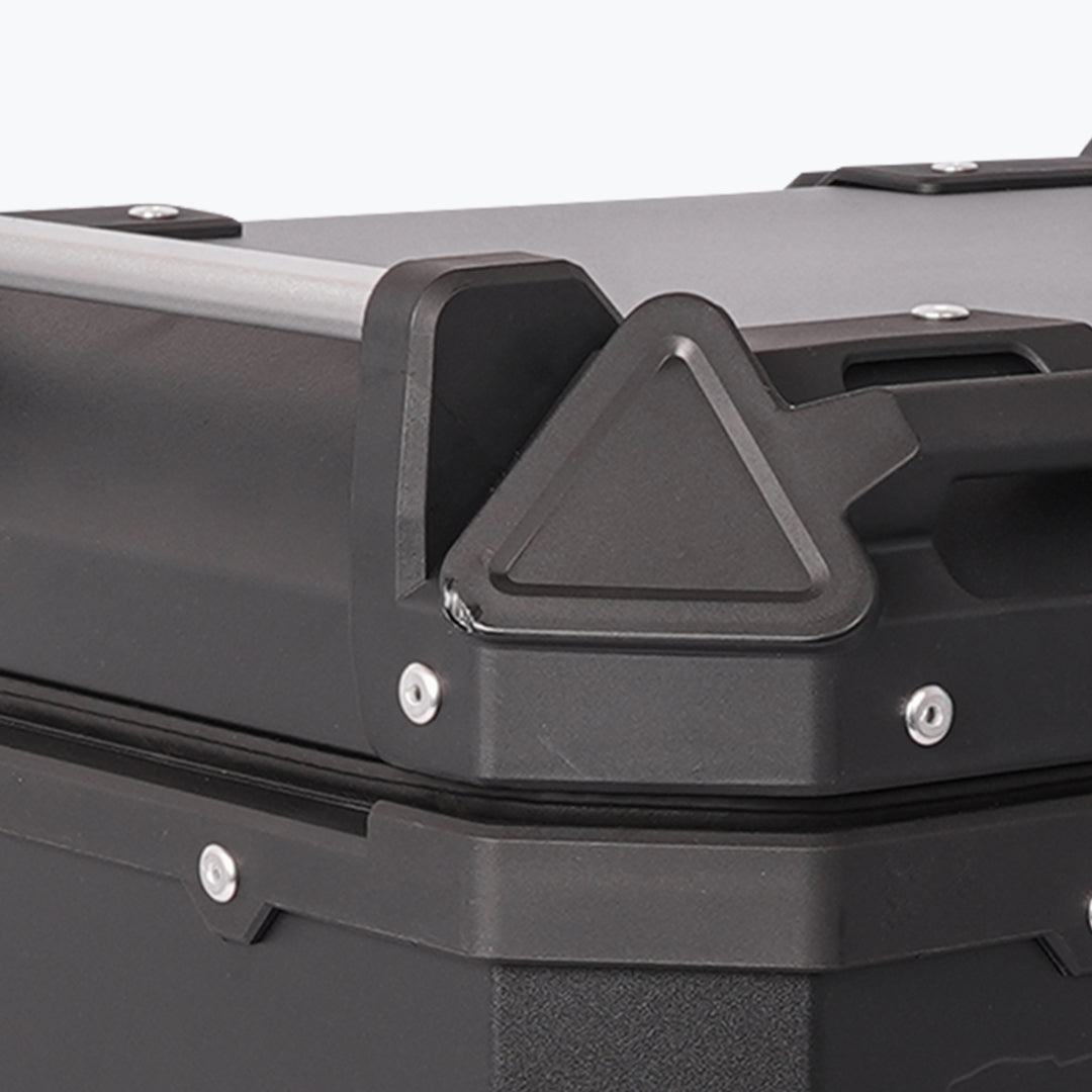 Legundary Fort Knox Series TC 45L Aluminium With Backrest Pad | GS