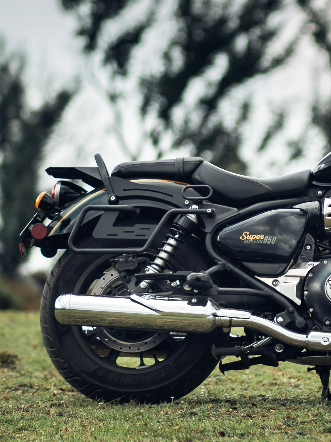 Legundary Super Meteor 650 Aviator Saddle Stay