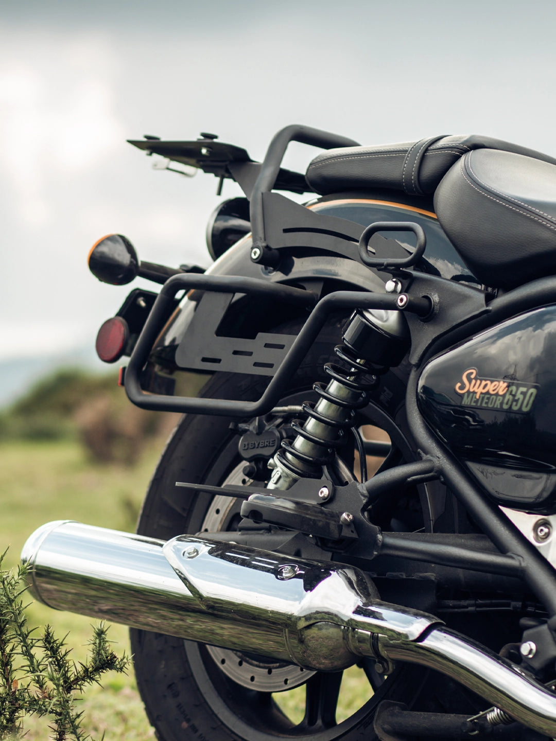 Legundary Super Meteor 650 Aviator Saddle Stay