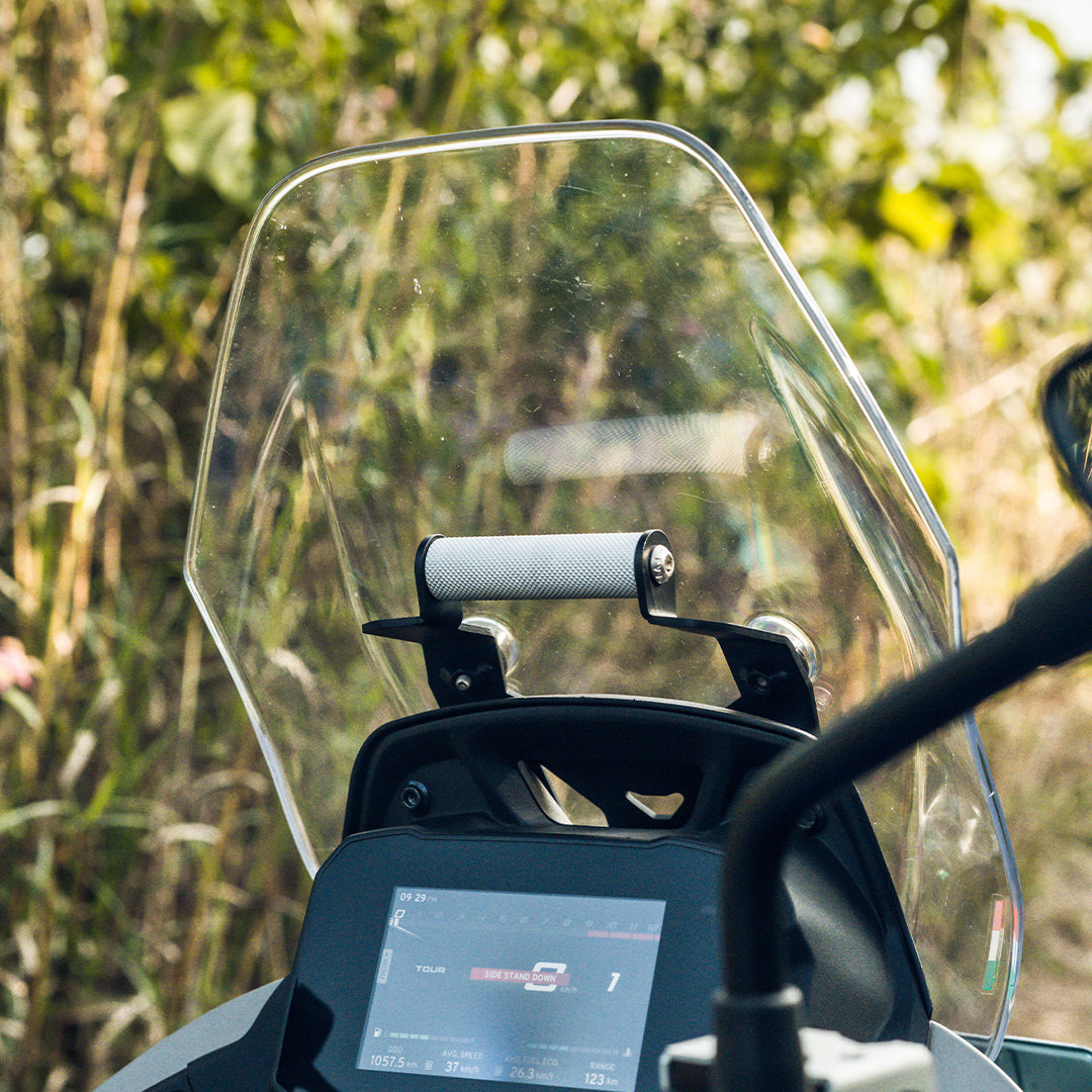 Legundary TVS APACHE RTX 300 PLOIGOS GPS MOUNT WITH VISOR EXTENDER