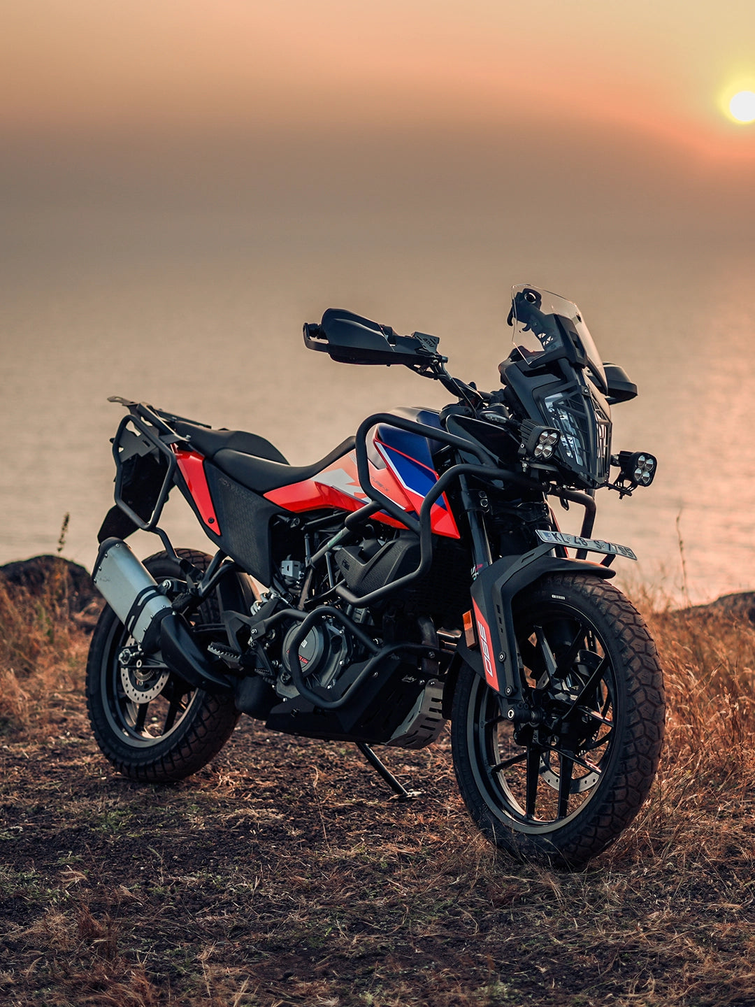 Legundary ADV390 Casus Saddle Stay