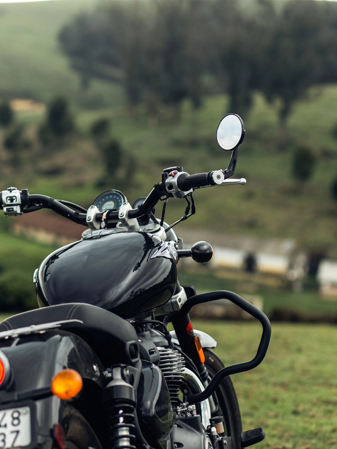 Legundary Super Meteor 650 Magneto Crash Guard