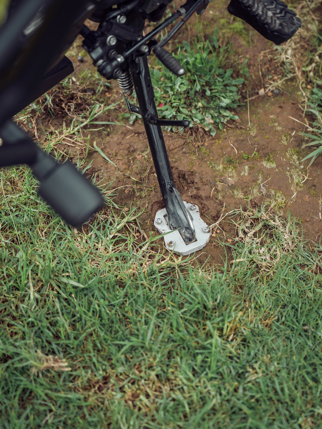 Legundary V Strom Brogue Side Stand Base