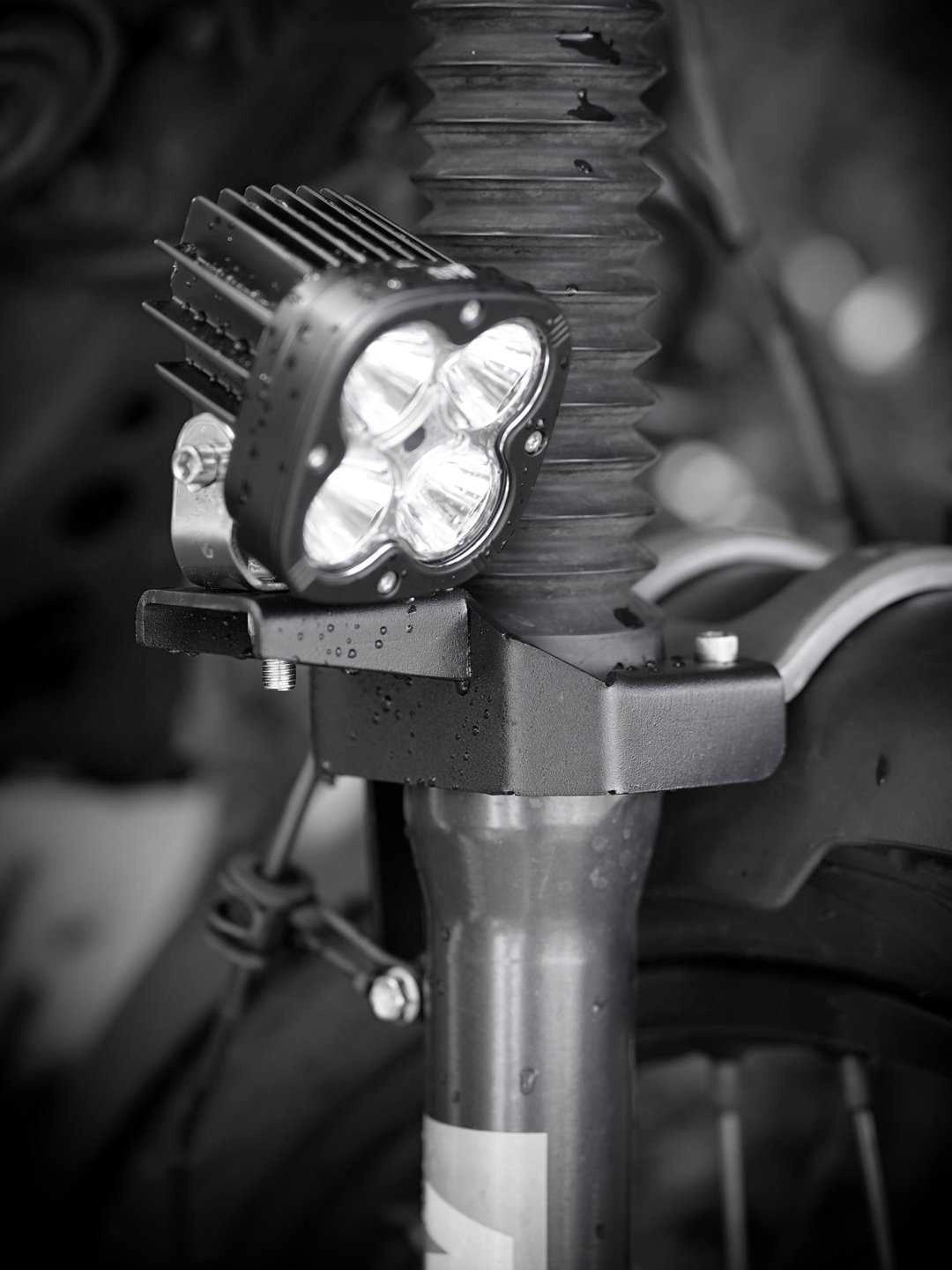 Legundary Interceptor Foglight Mount Set