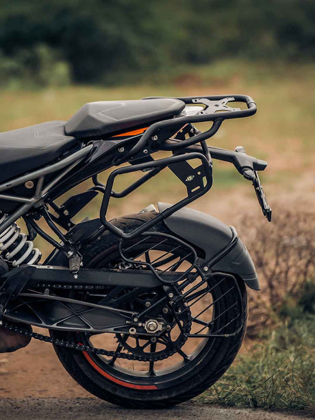 Legundary KTM Duke 250/200 Poseidon Saddlestay