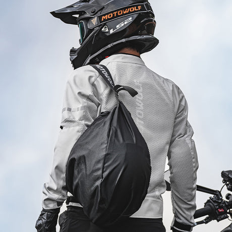 MOTOWOLF MB8 Light Weight Helmet Bag Black