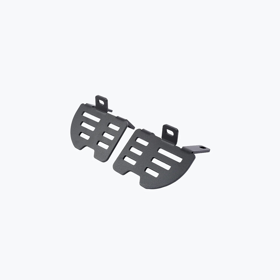 Legundary interceptor footrest