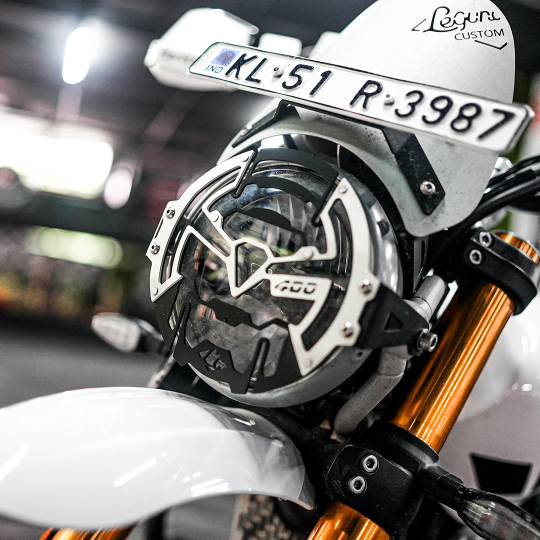 Legundary Triumph Speed 400 X Scrambler Headlight Grill | Bandidos