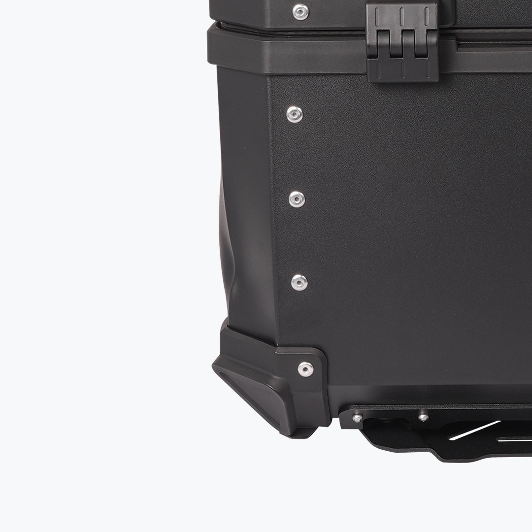 Legundary Fort Knox Series TC 45L Aluminium With Backrest Pad | GS