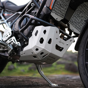 LEGUNDARY TRIUMPH TIGER 900 VAMBRACE BASH PLATE SILVER